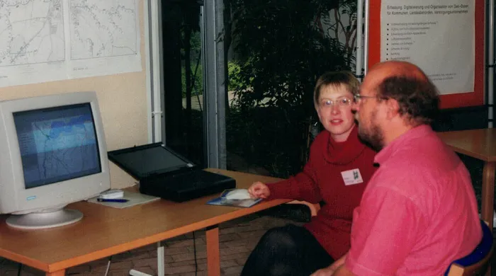 TOEZ Gerd und Meike diskutieren GIS-Daten